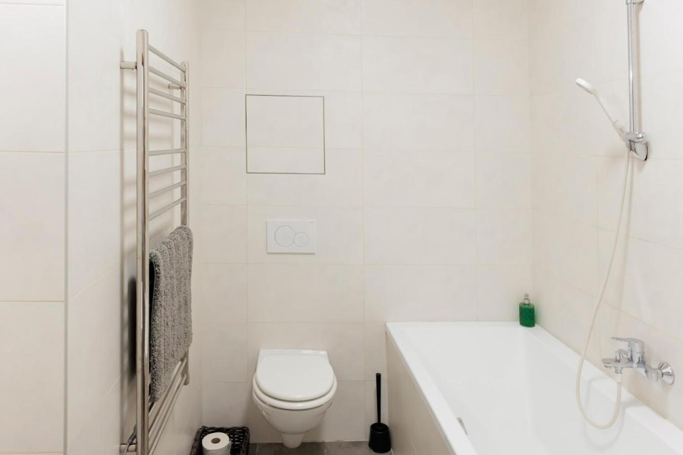 Diamond Residence In Old Town With Free Parking Братислава Экстерьер фото